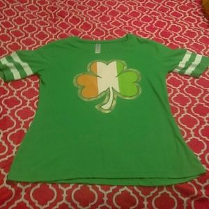 I'm selling a simple green t-shirt